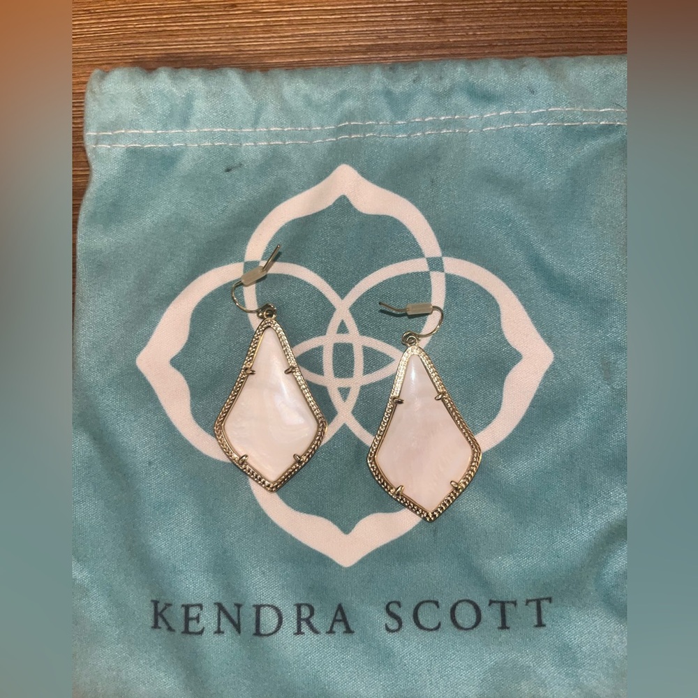 Kendra Scott White earrings